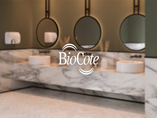 Baños públicos más higiénicos con la tecnología antimicrobiana BioCote®